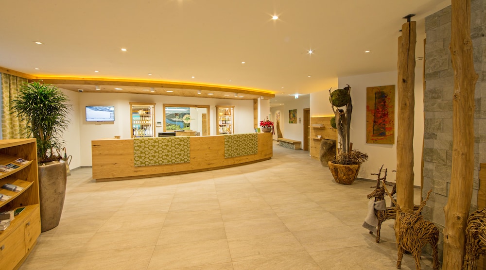 Hotel Grüner Baum 1/29