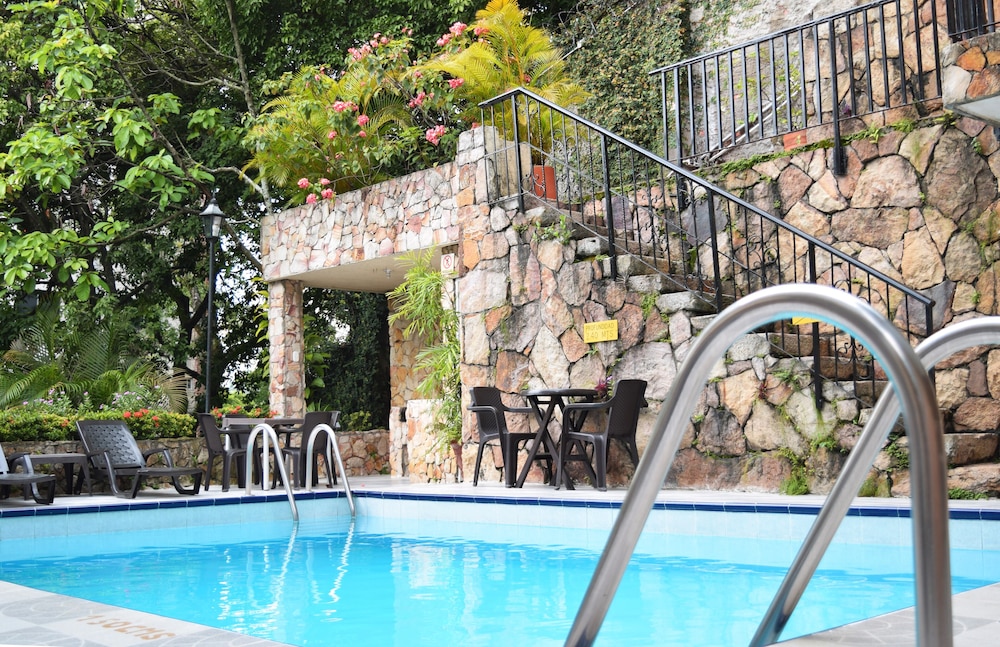 Hotel Stein Colonial 70/71