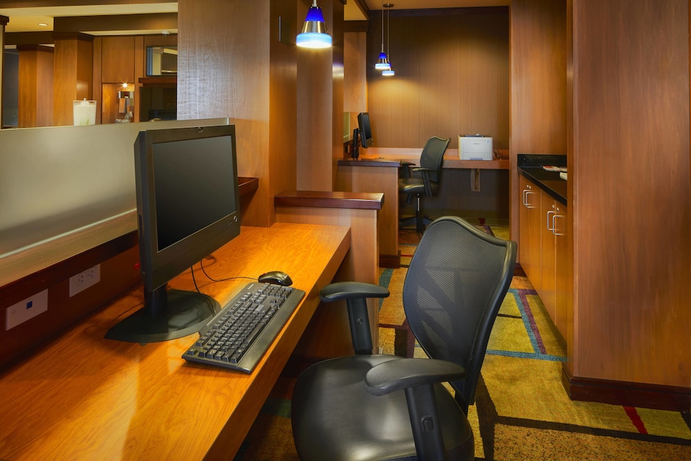 Fairfield Inn And Suites Columbus Polaris 18/33