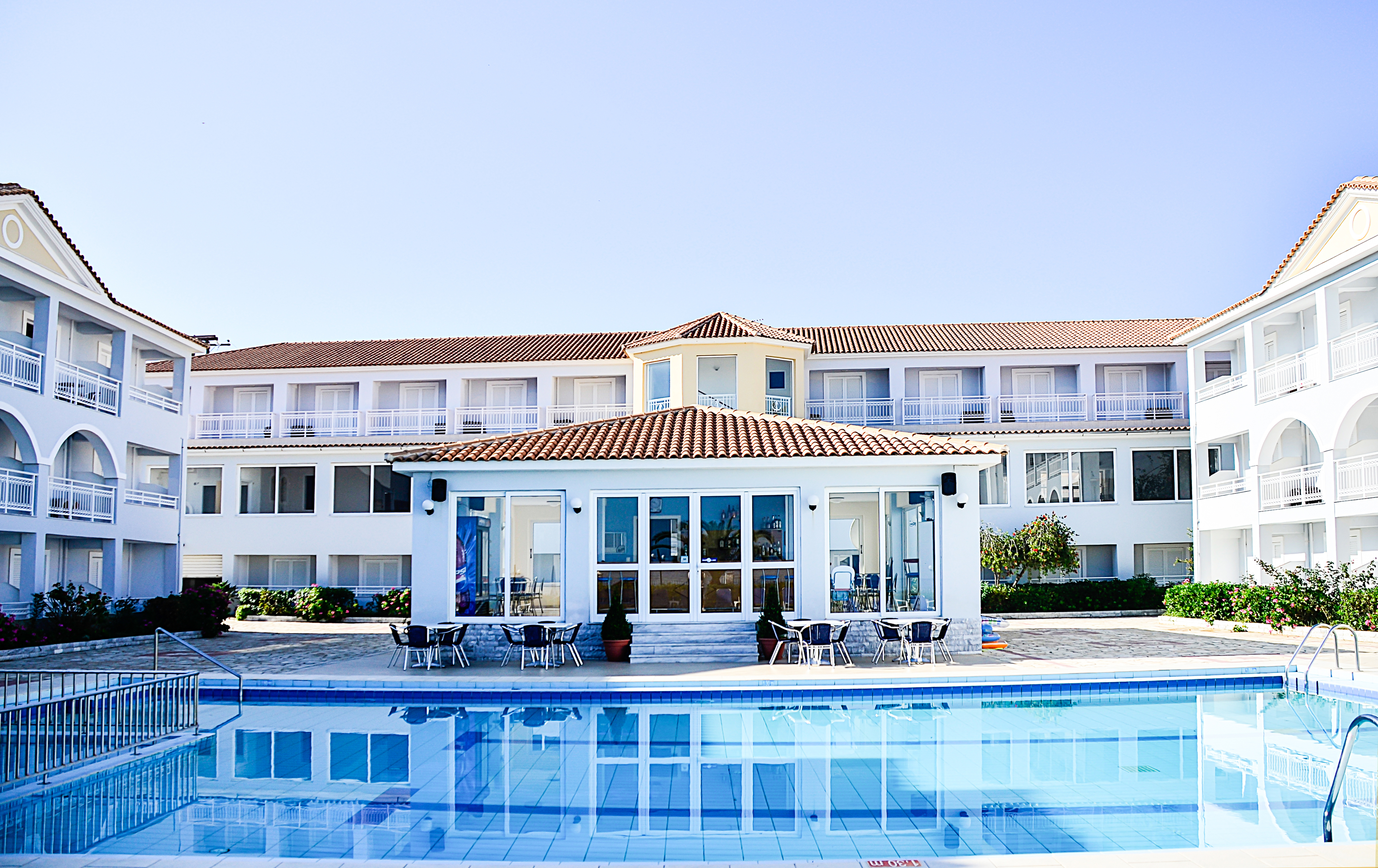 Meridien Beach Hotel 4/26
