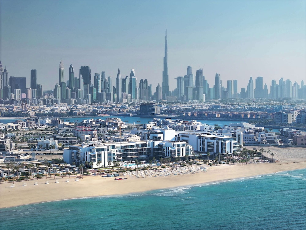 Nikki Beach Resort and Spa Dubai 79/81