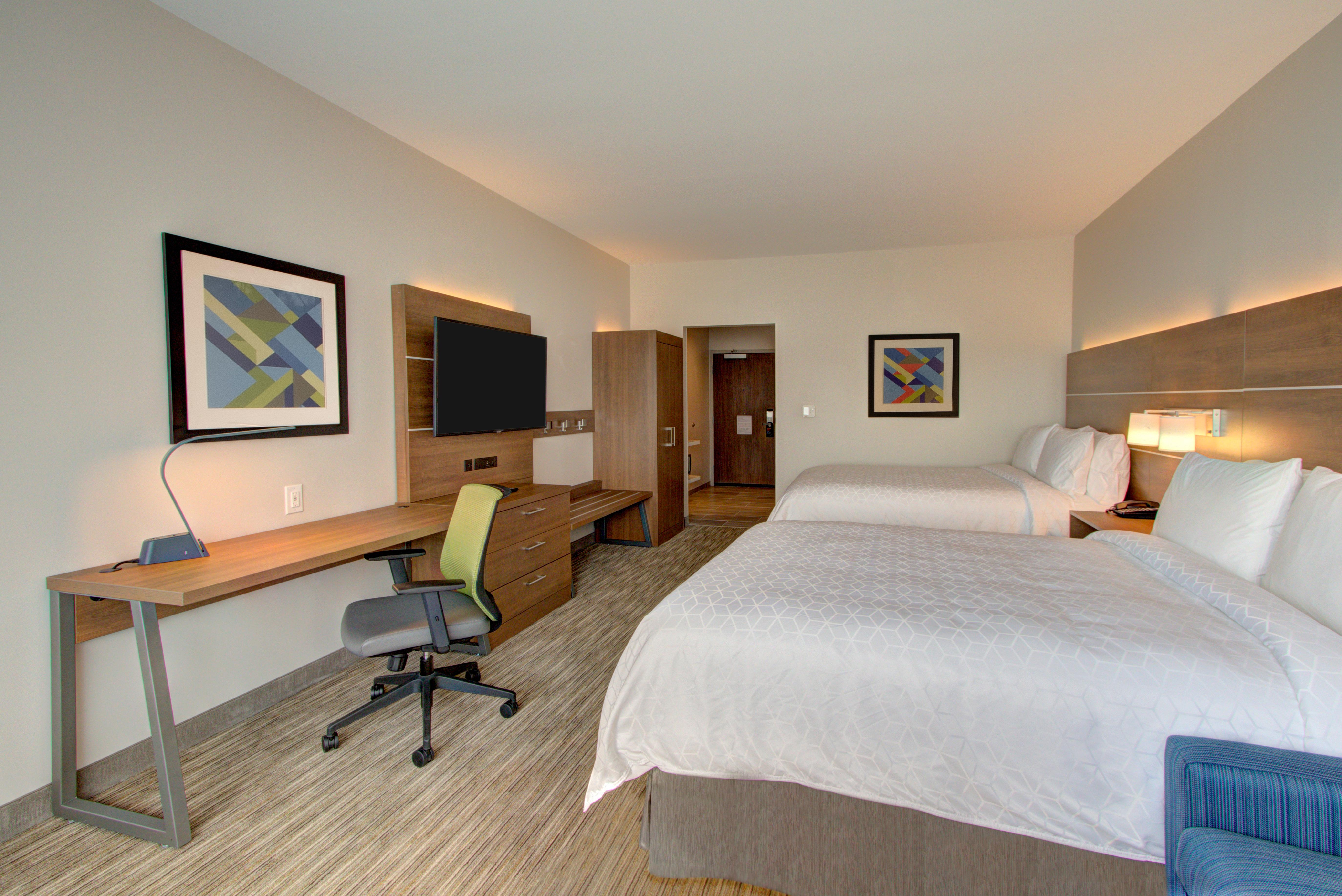 STANDARD, 2 QUEEN BEDS, ACCESSIBLE