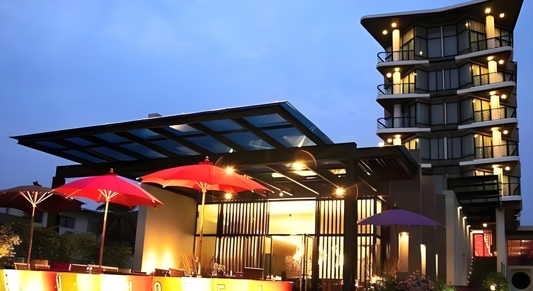 The Sez Hotel 2/28