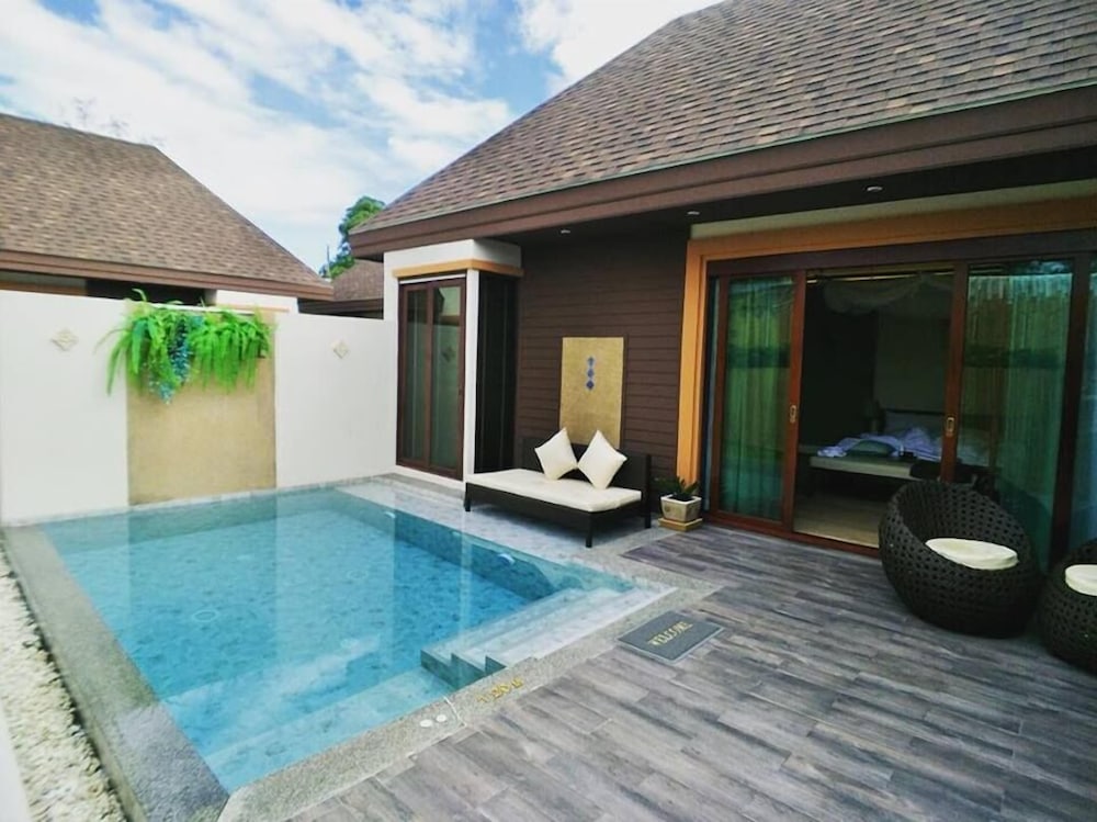 Triple Tree Beach Resort 20/43