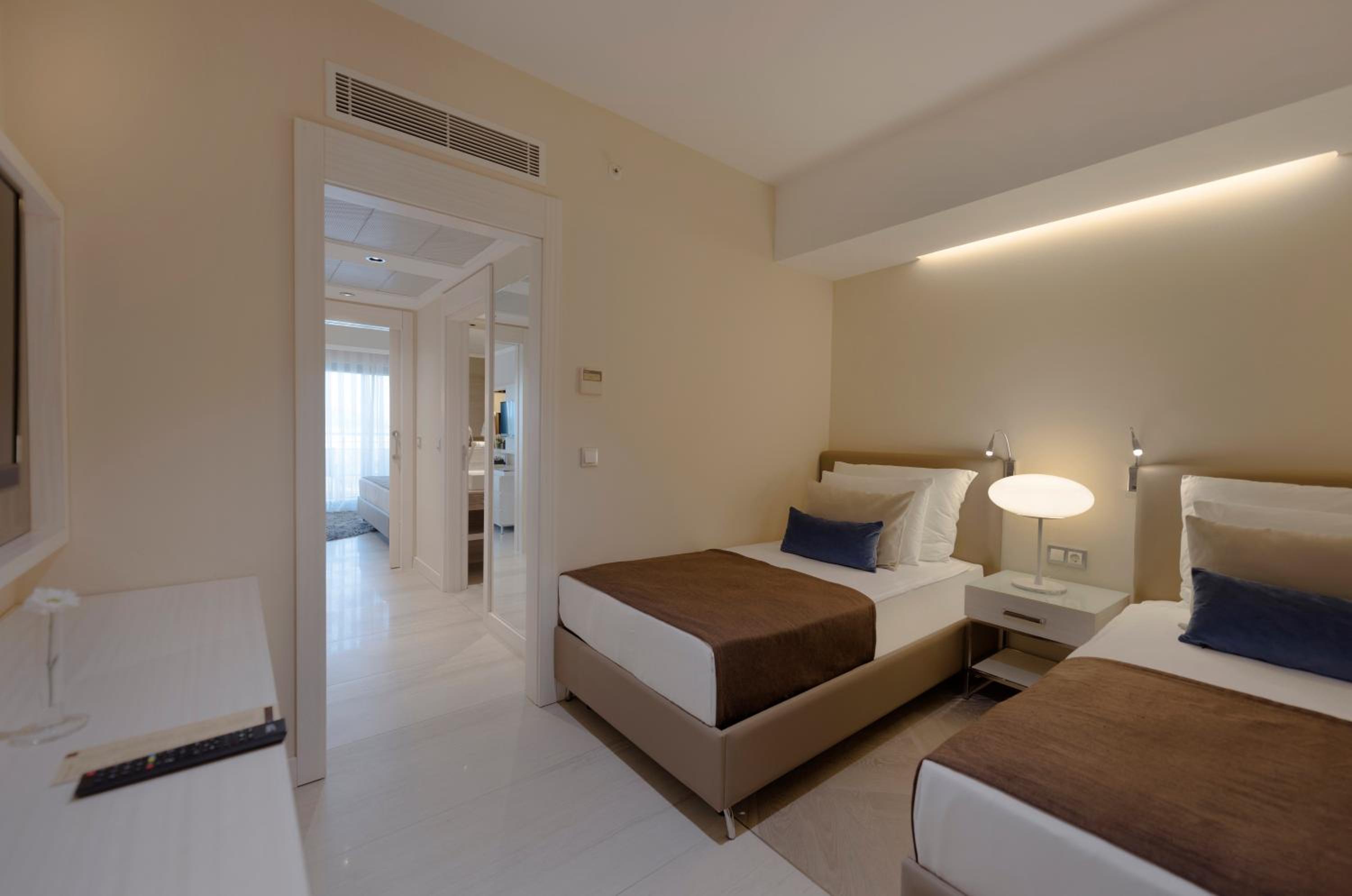 Family Suite, Pool Access