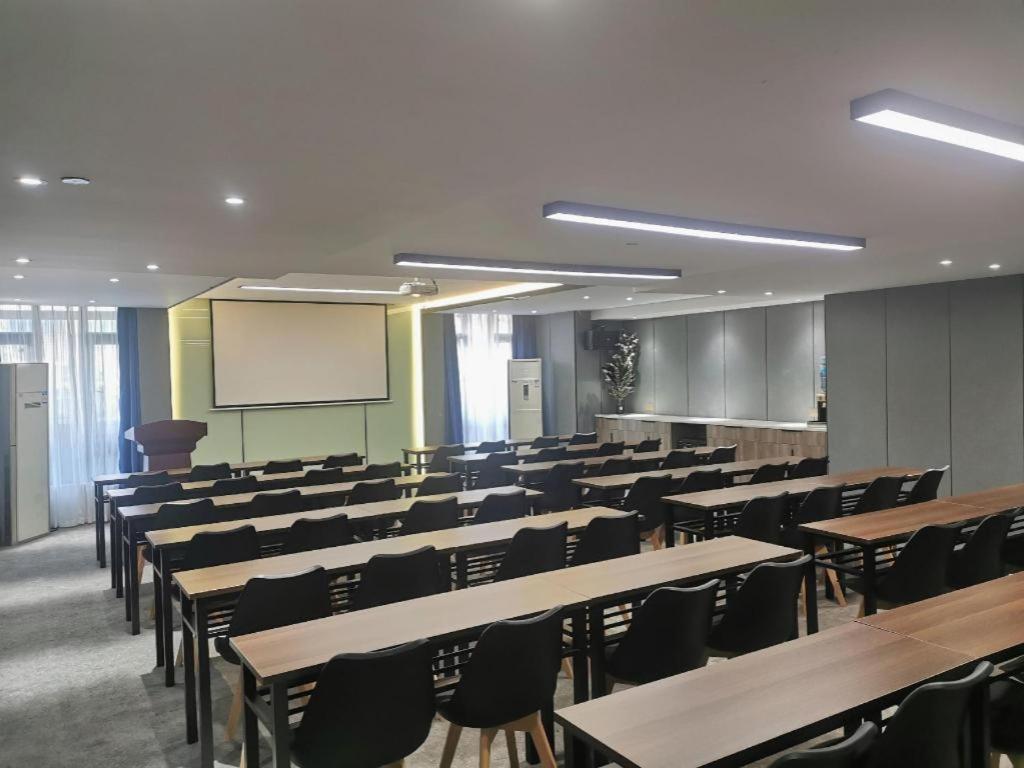 Lavande Hotel (Wuhan Wangjiawan Metro Station) 36/51