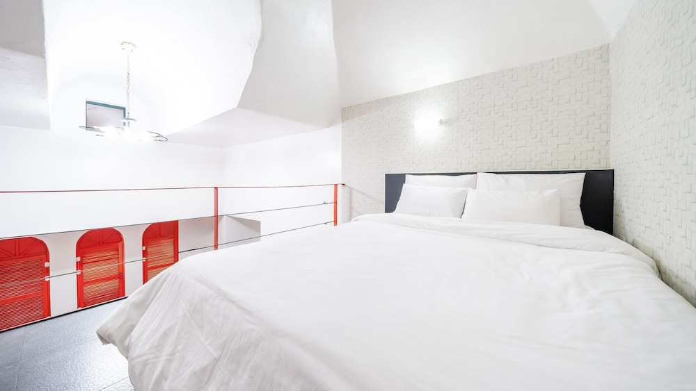 Chuncheon The Vishop Pension 14/49