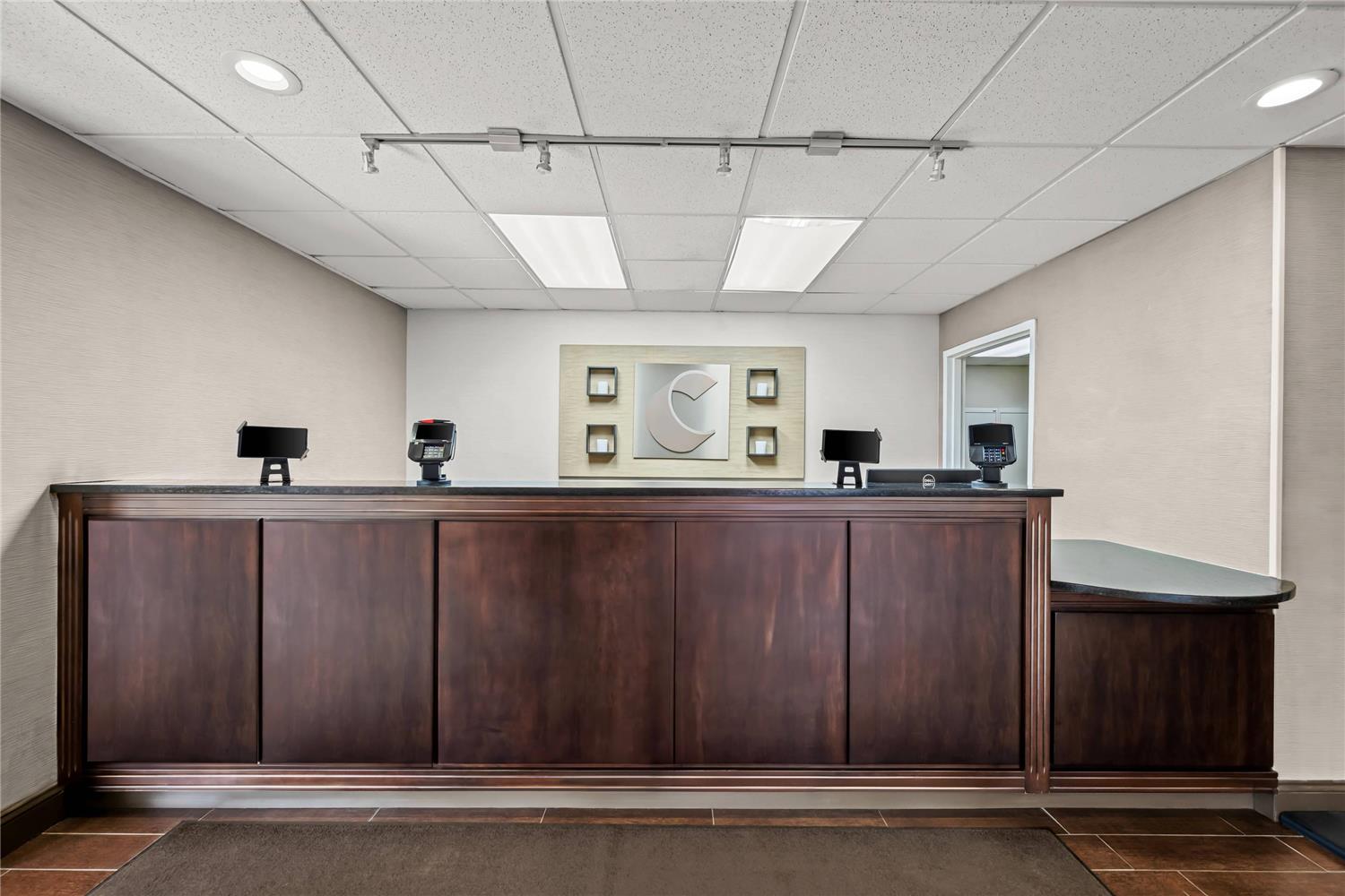 Comfort Inn and Suites Oxford South 2/19