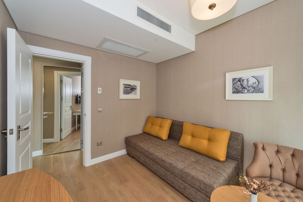 HANNA HOTEL 47/69