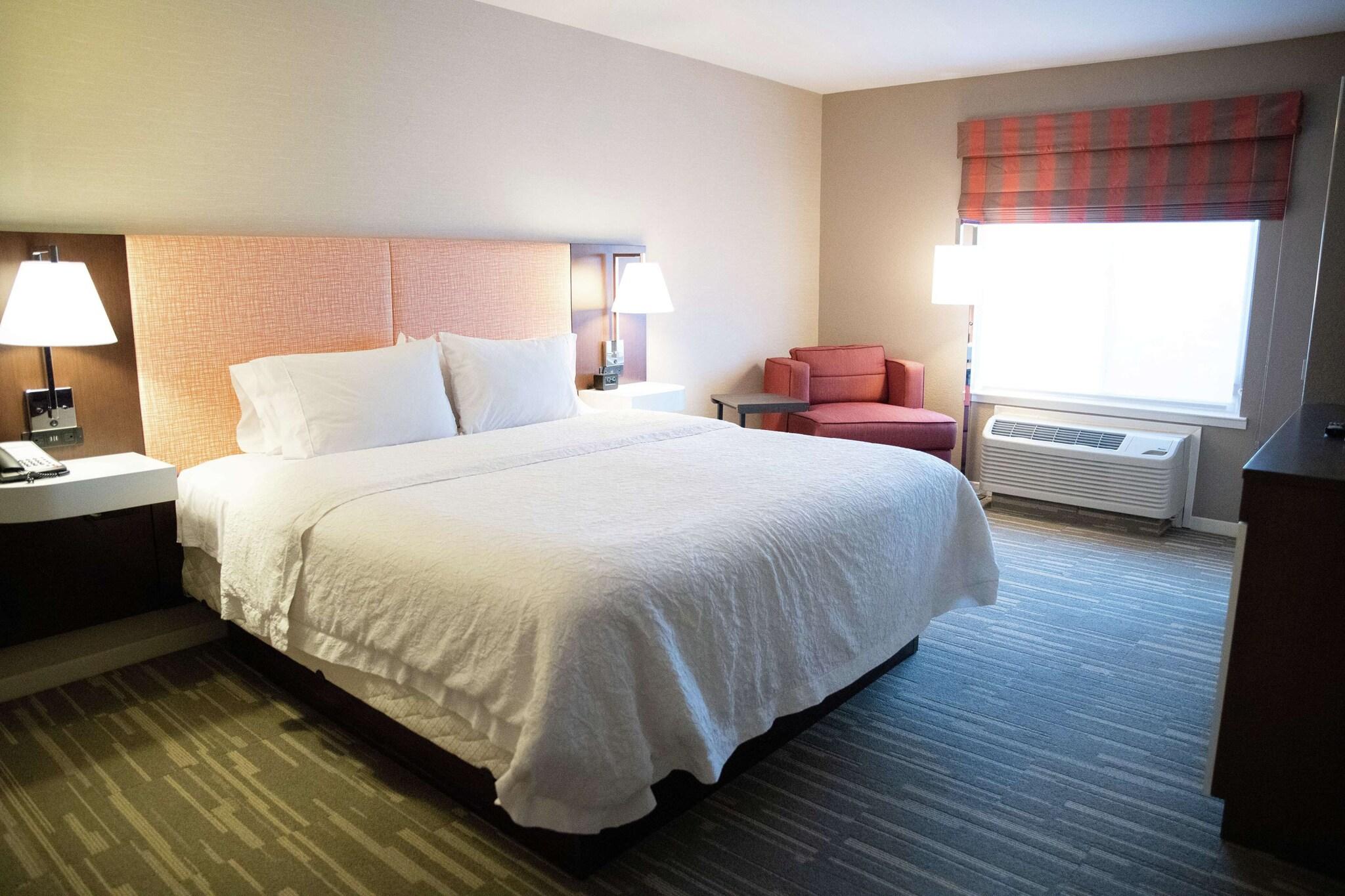 STUDIO, 2 QUEEN BEDS, ACCESSIBLE