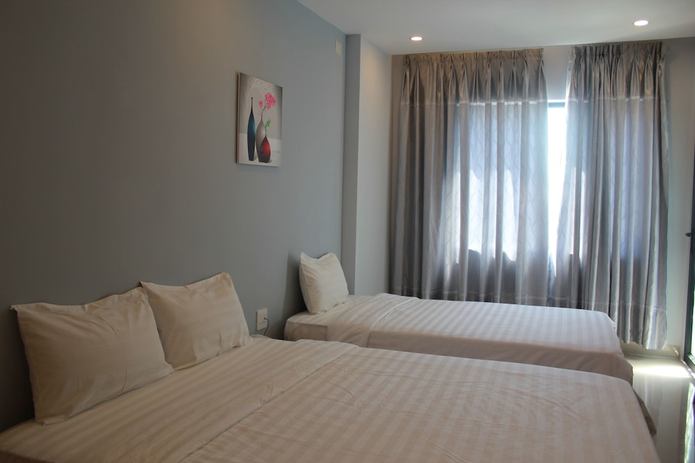 Ly Ky Hotel 2 11/32