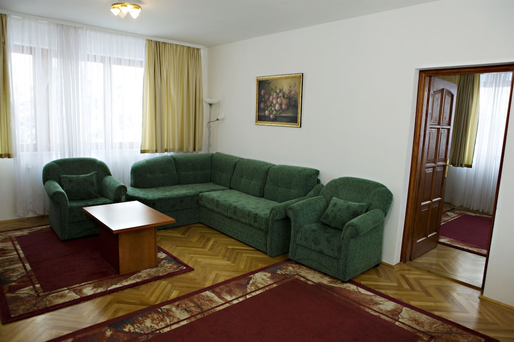 Helios Hotel Pension 35/73
