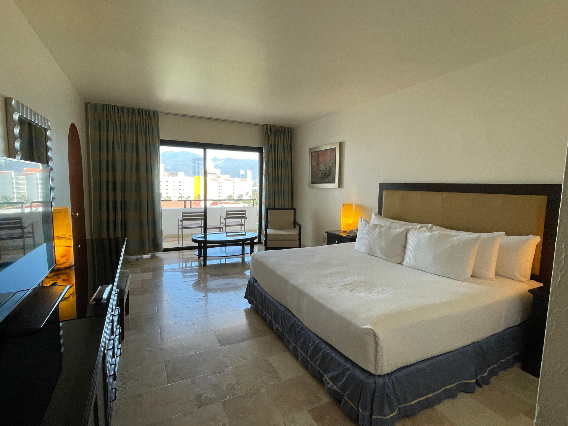 Governor, Suite