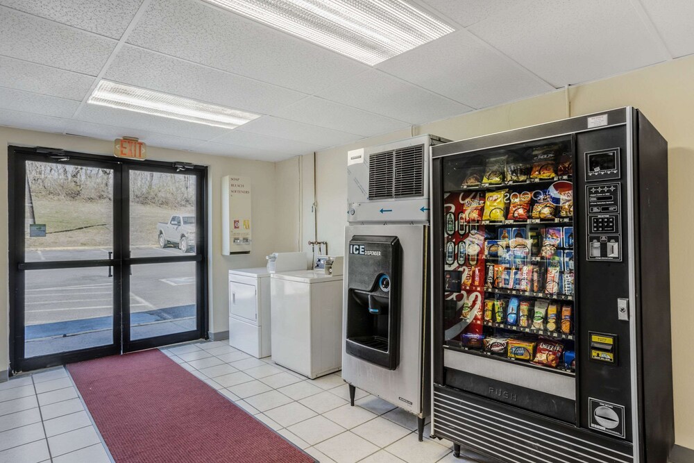 Quality Inn Enola - Harrisburg 37/60