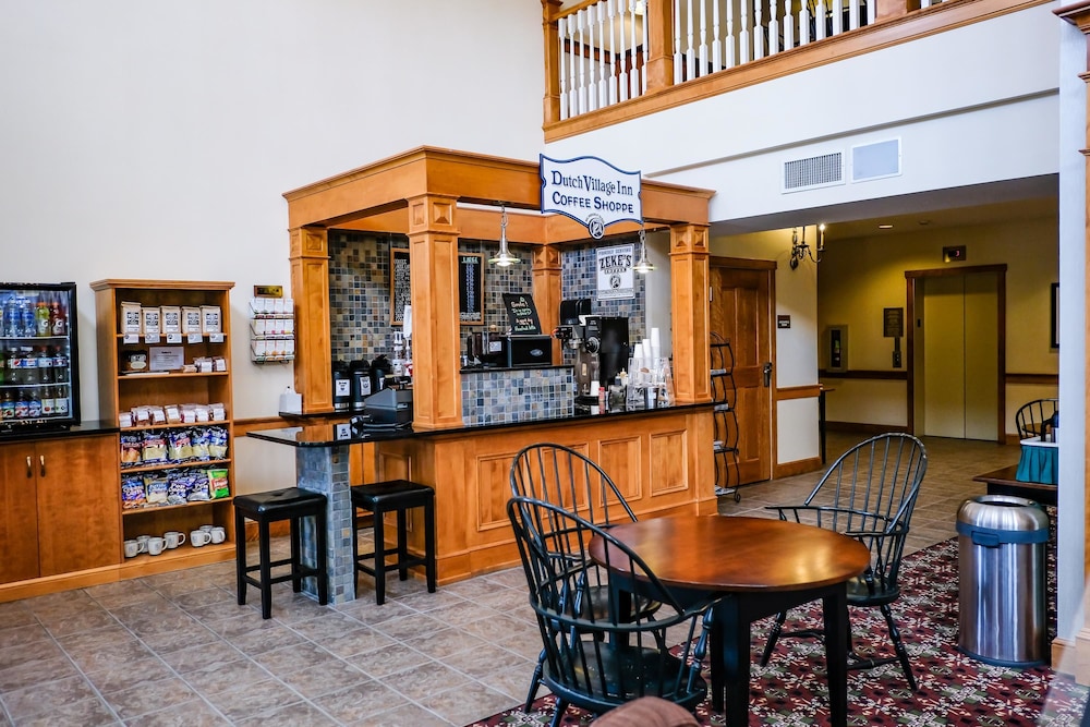 Best Western Plus Dutch Haus Inn And Suites 41/48