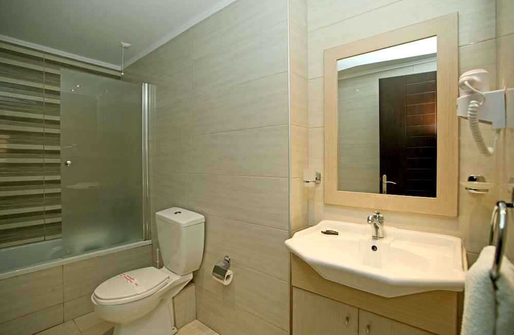 Naias Beach Hotel 43/43
