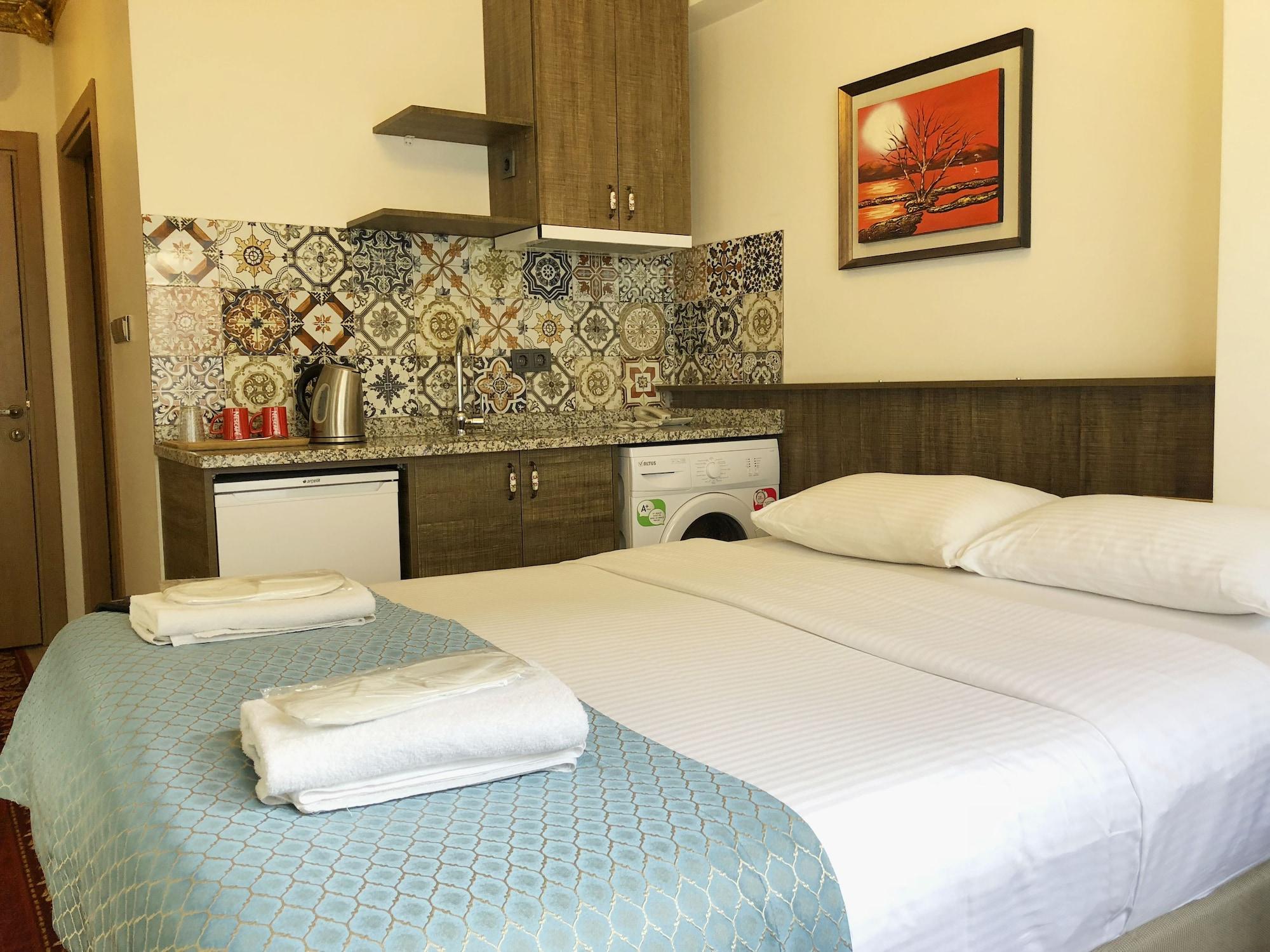 Borancik Suites 7/100
