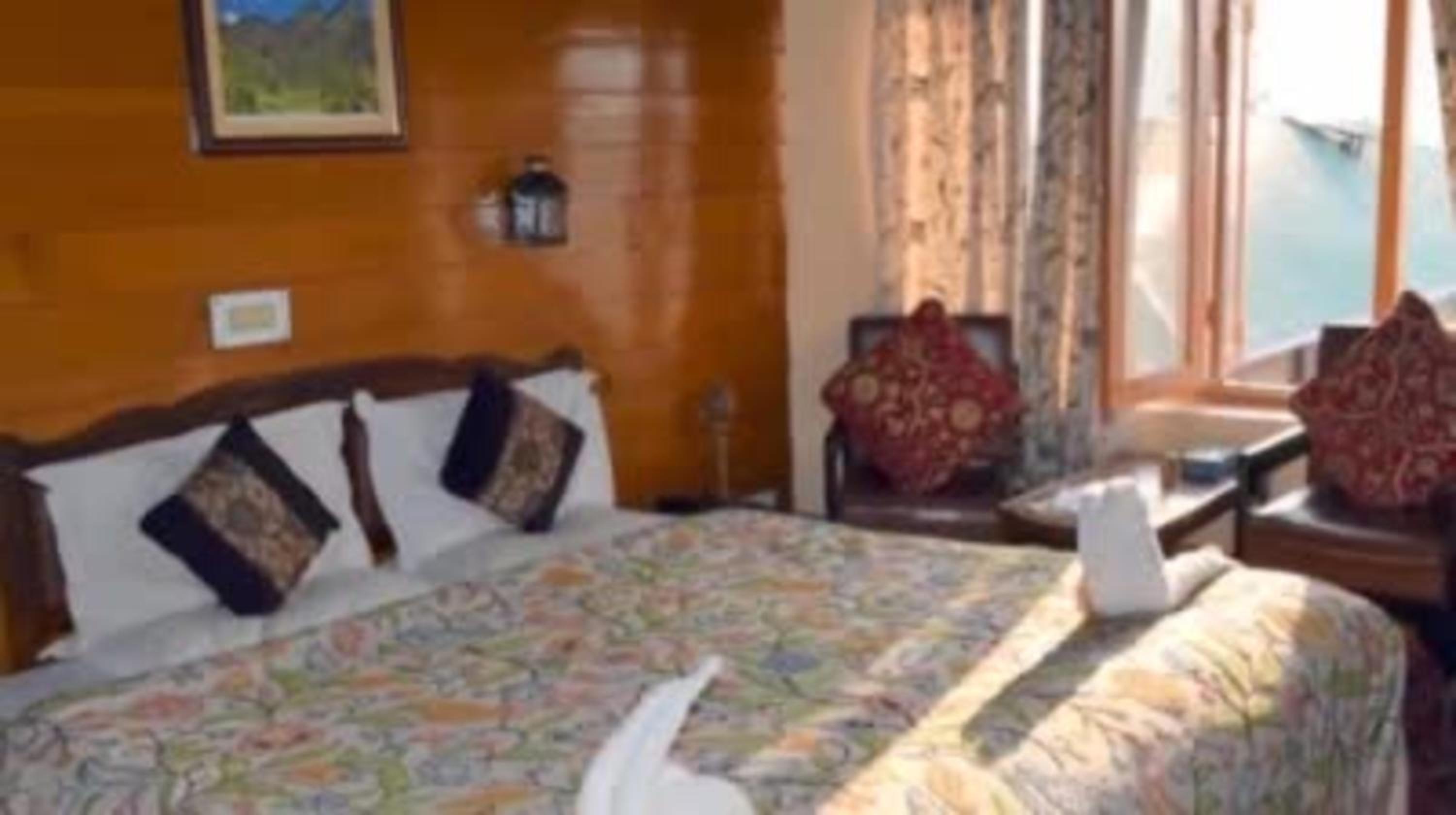 Welcome Hotel at Gulmarg 45/55