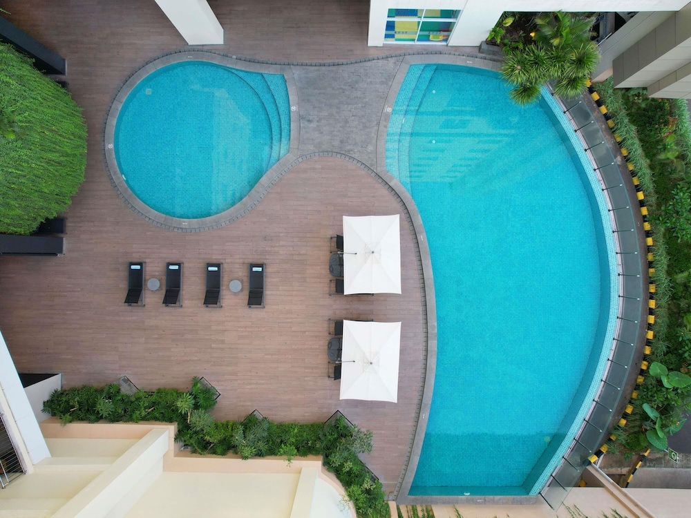 Mercure Bengkulu 5/66