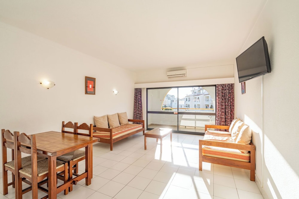 Eirasol Apartamentos 7/17