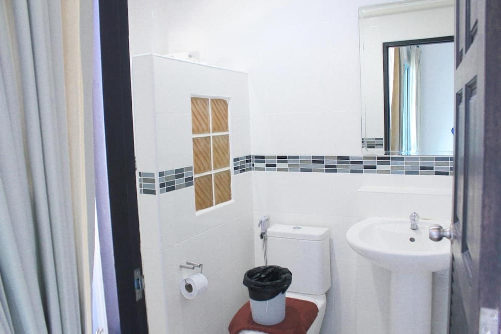 Plus Hotel 42/45