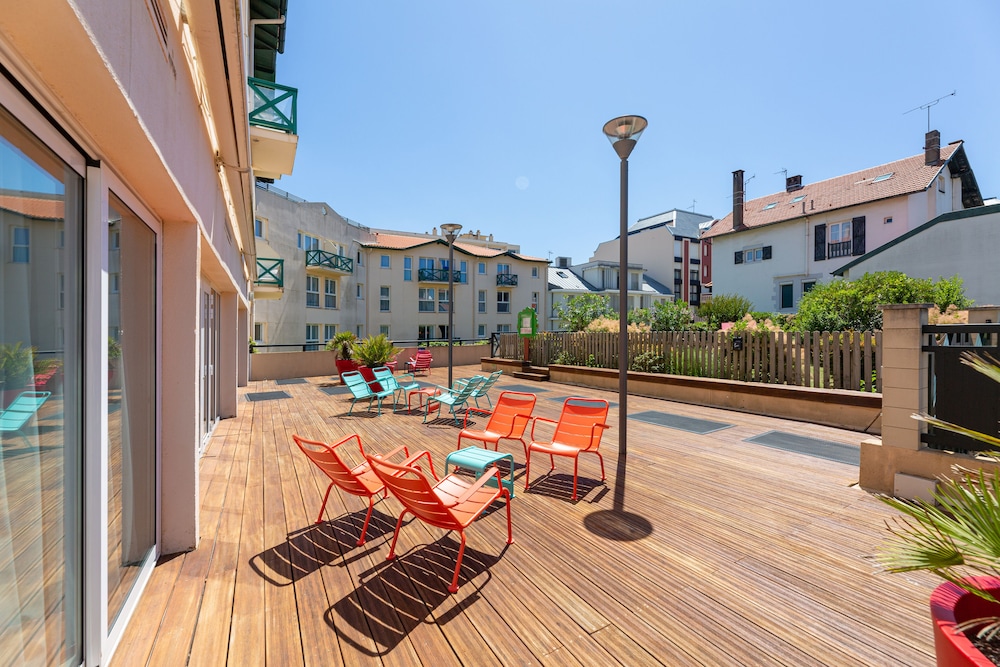 Pierre And Vacances Premium Residence Haguna Formerly Pierre And Vancances Residence Haguna 61/68