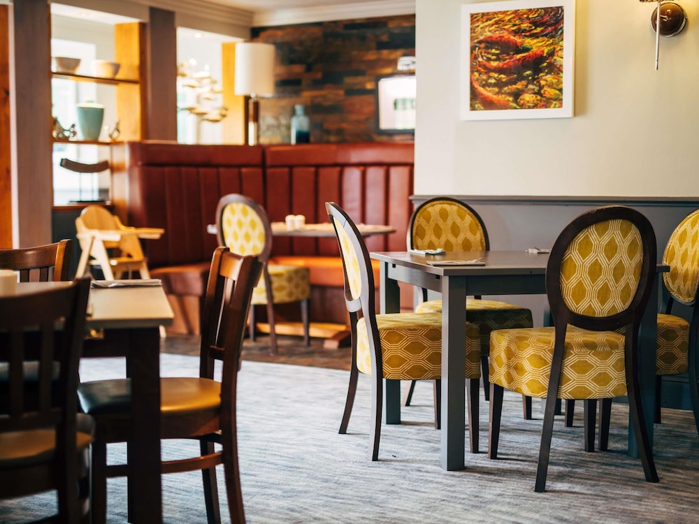 Ibis Coleraine Riverside 45/60