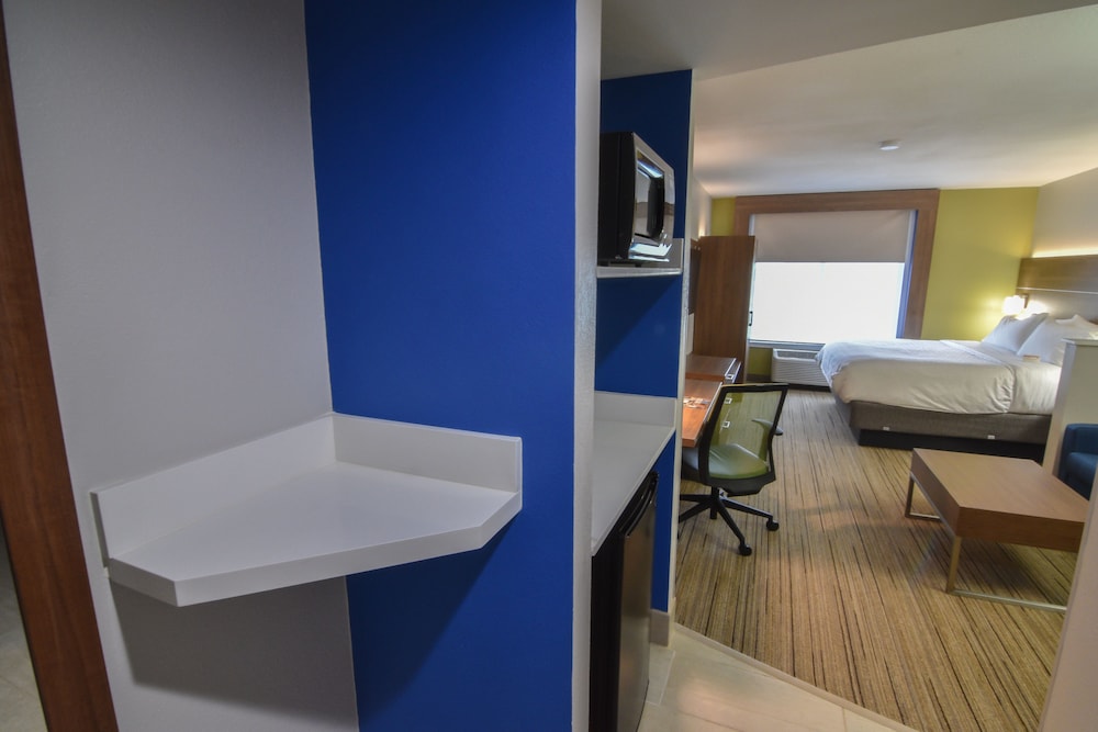Holiday Inn Express Suites Indianapolis Northwest An Ihg Hotel 48/51