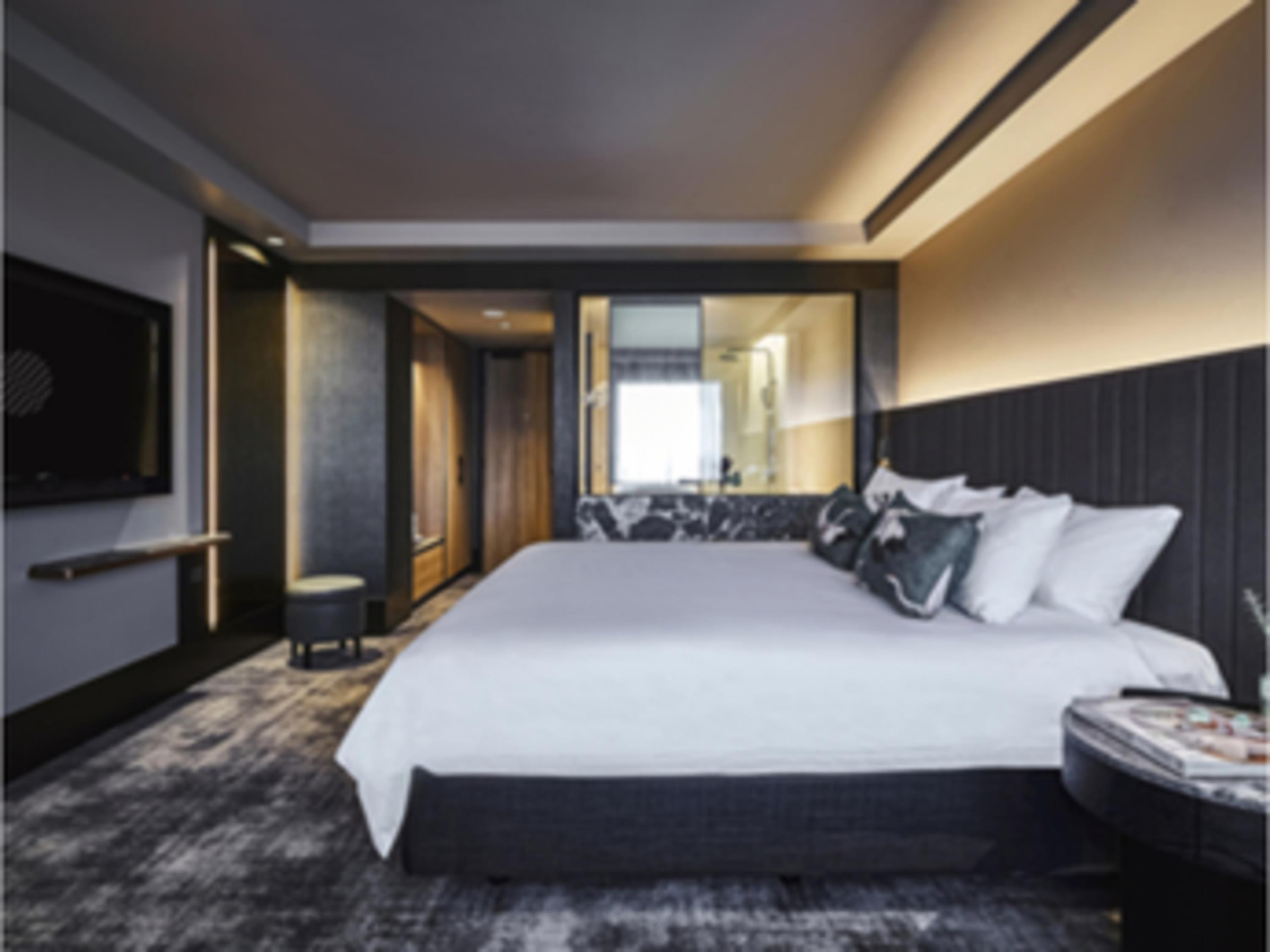 PREMIUM, SUPERIOR, DOUBLE OR TWIN BED, WITH VIEW, HIGH FLOOR