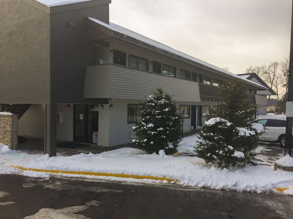 Motel6 Burnsville, MN in BURNSVILLE - MN