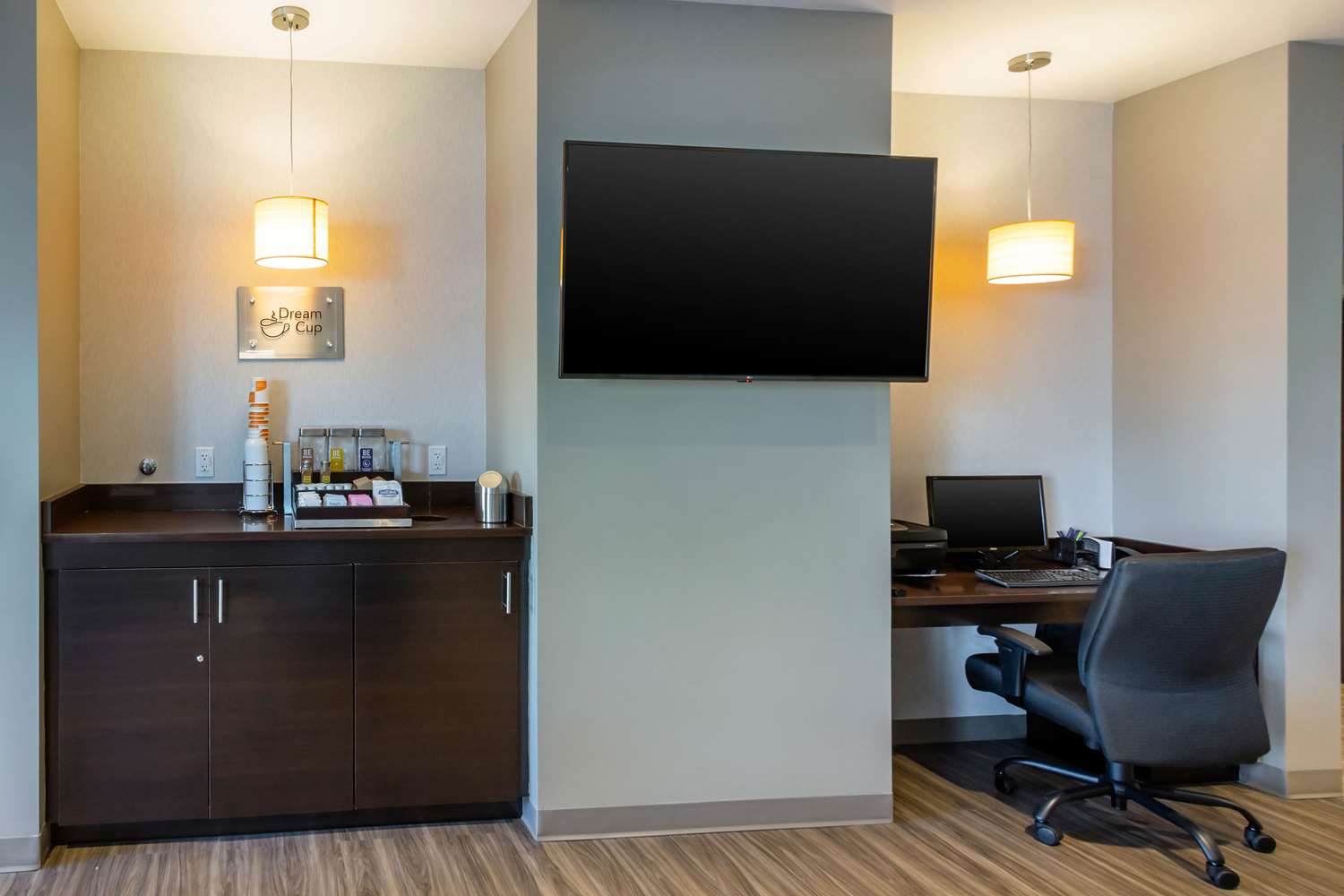 Sleep Inn & Suites Tampa South 36/42