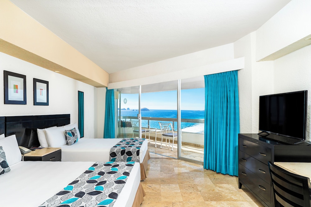 Krystal Ixtapa All Inclusive 23/76