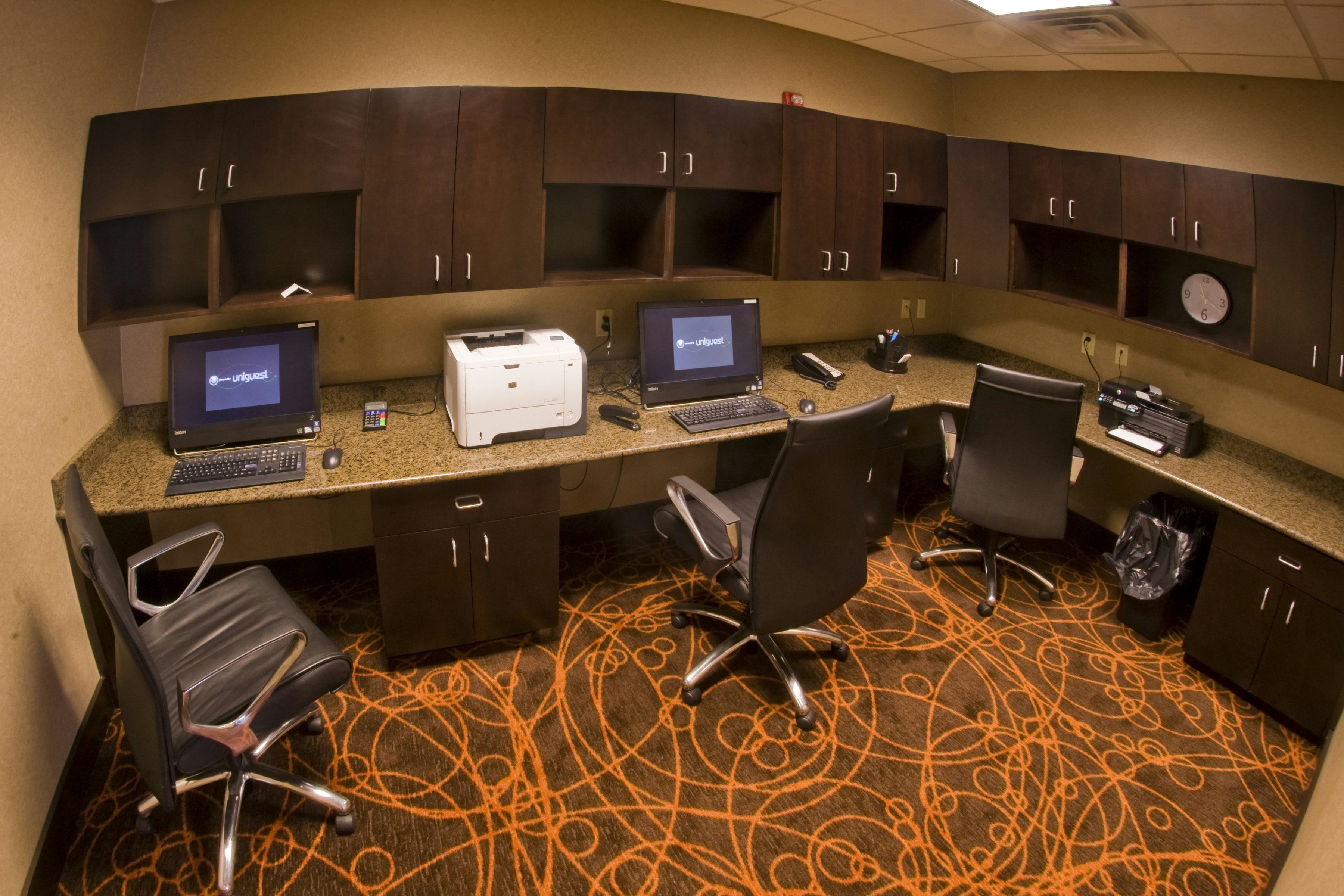 Hampton Inn Evansville Airport 54/70
