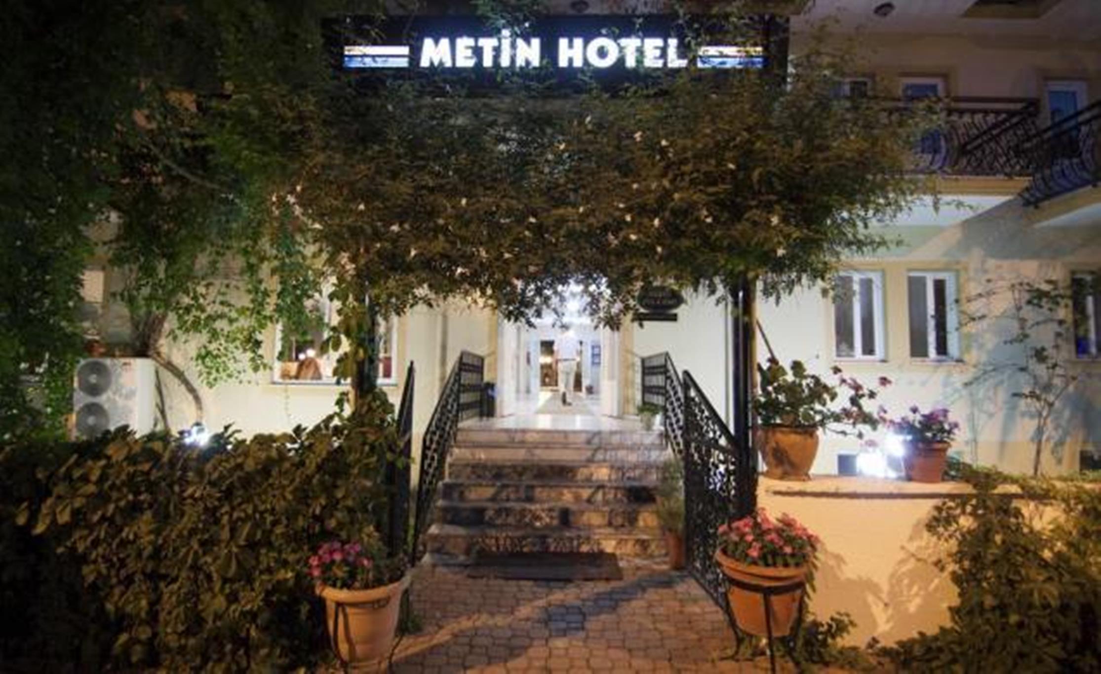 Metin Hotel 24/28