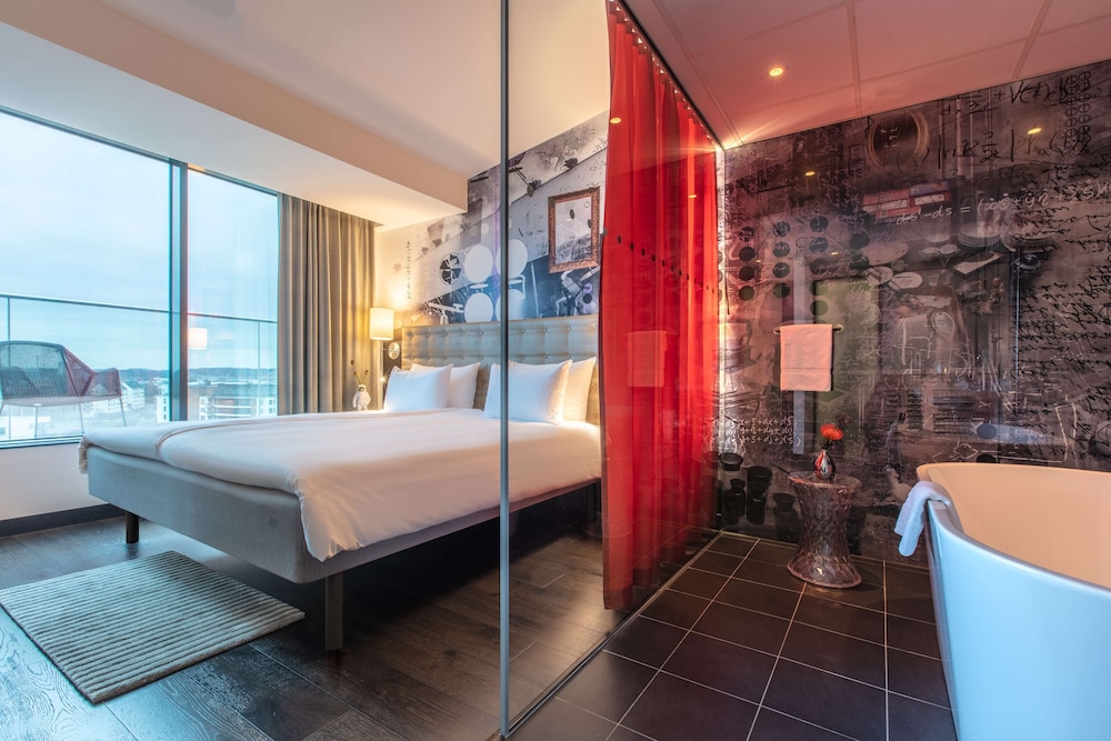 Radisson Blu Riverside Hotel 19/80