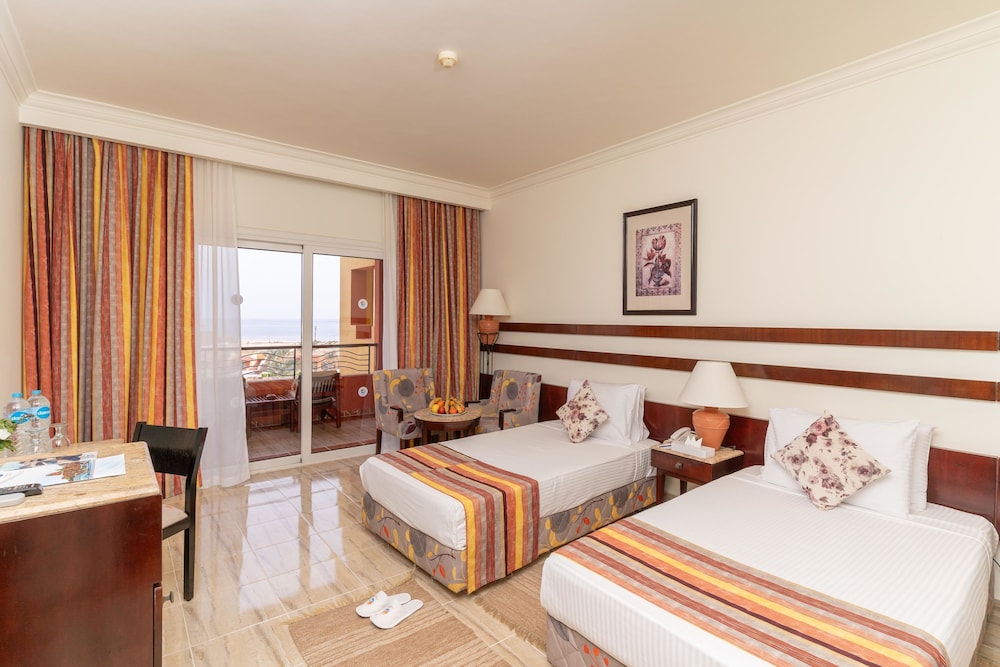 Malikia Resort Abu Dabbab 12/50