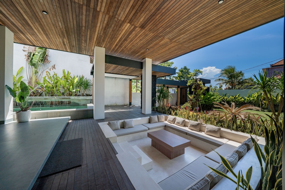 Ratan Hotel Uluwatu 27/50