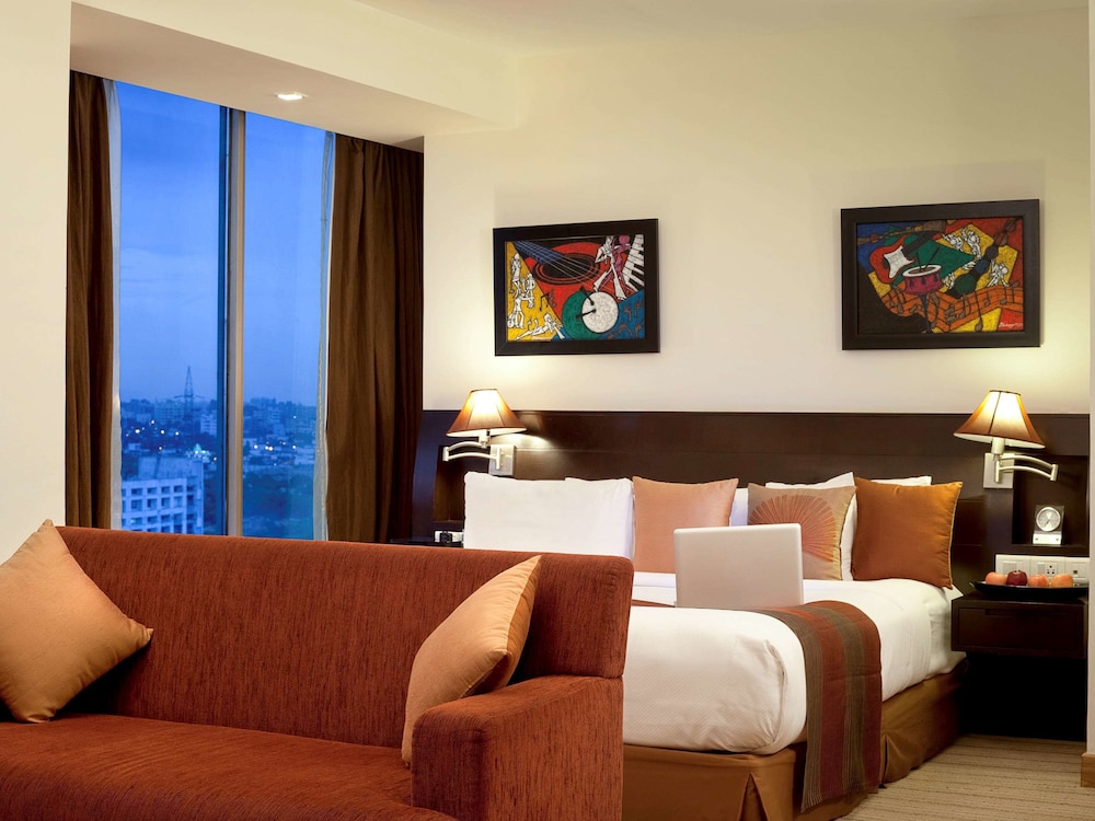 NOVOTEL HYDERABAD CONVENTION CENTRE 49/73