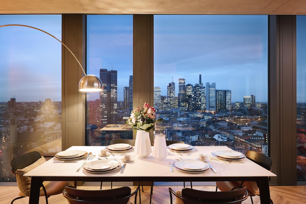 NH Collection Frankfurt Spin Tower 33/50