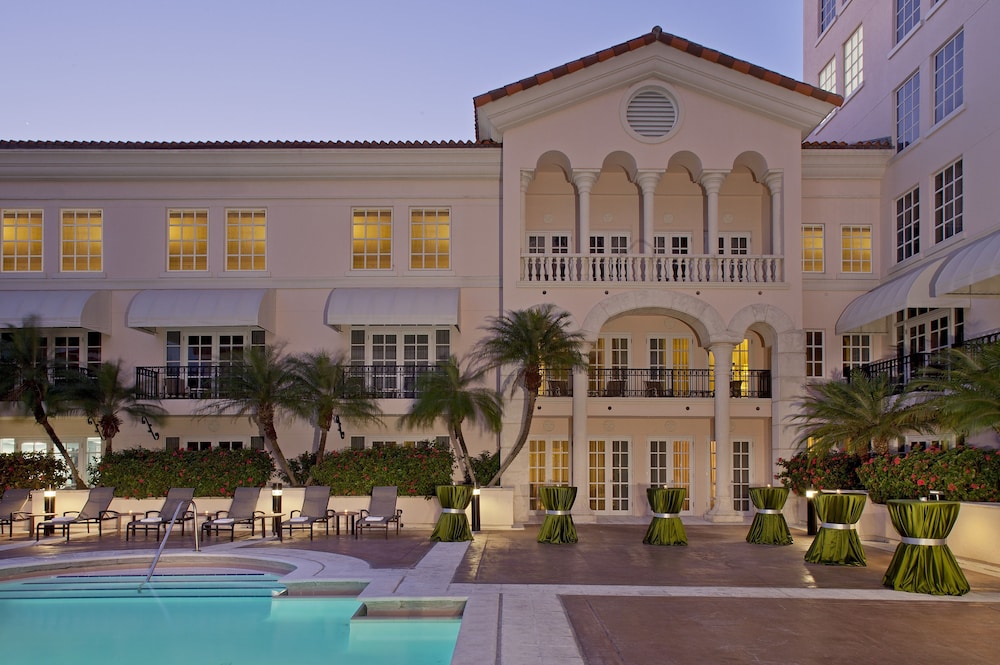 Hyatt Regency Coral Gables 10/92