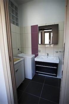 Home Hotels 20/20