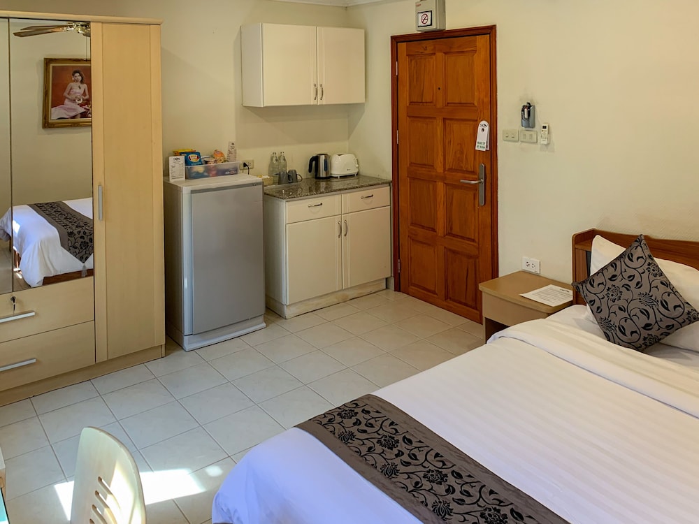 The Class Rooms Hotel 8/54