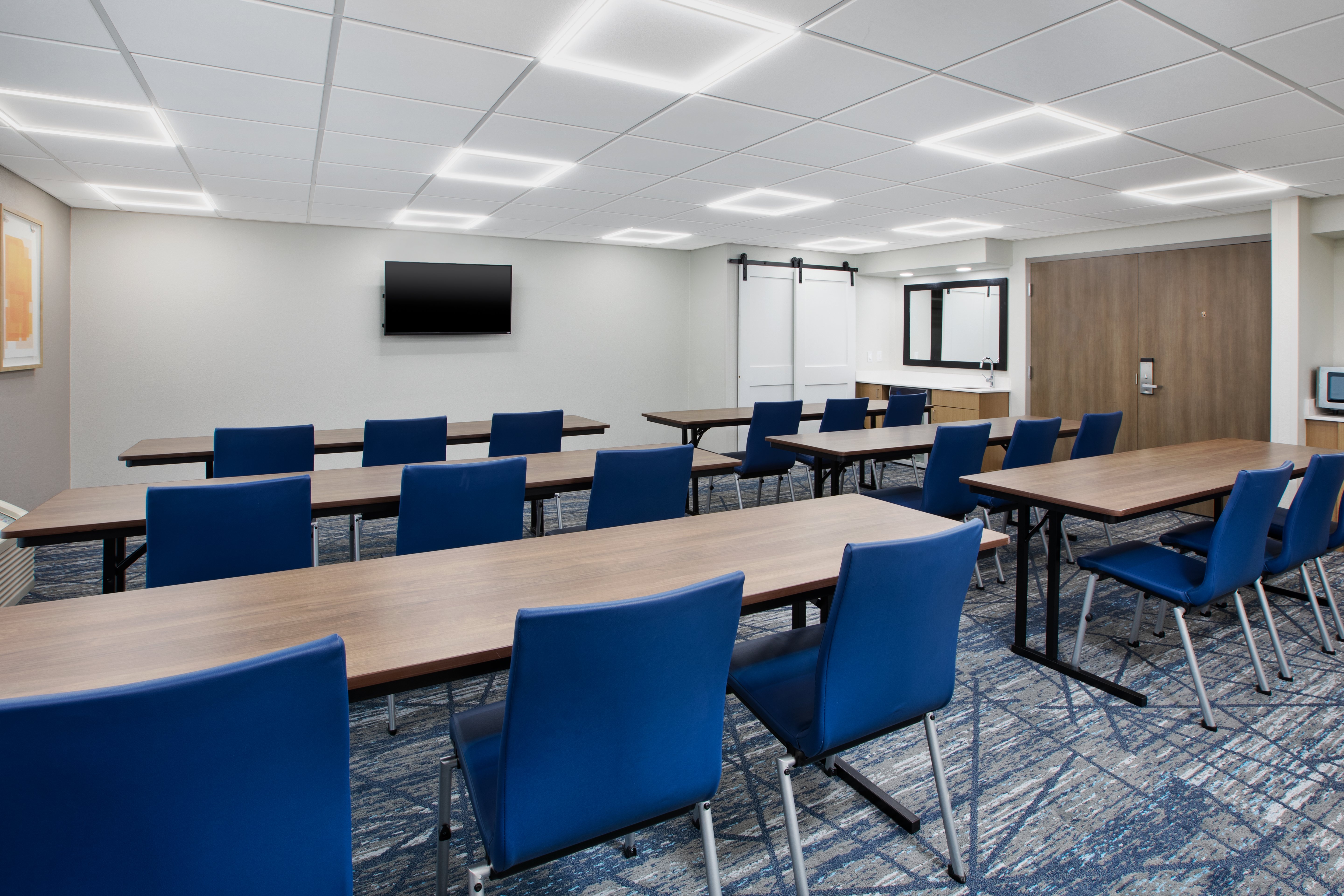 Holiday Inn Express And Suite Eden Prairie Minneapolis 48/57
