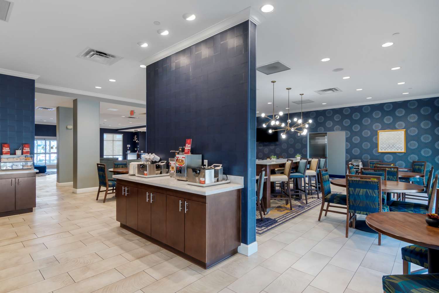 Best Western Plus St Louis Airport Hotelbest Western Plus St Louis Airport Hotel 7/36