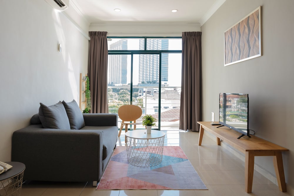 Golden View Serviced Apartment 45/67