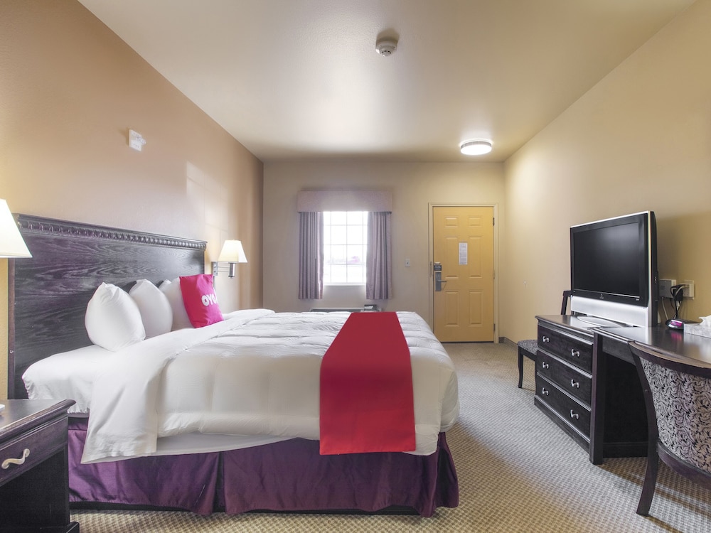OYO Hotel Valley View TX, I-35 13/32