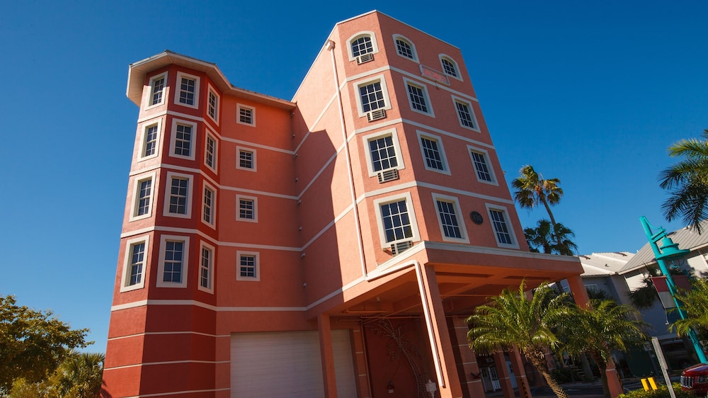 Edison Beach House 3/50