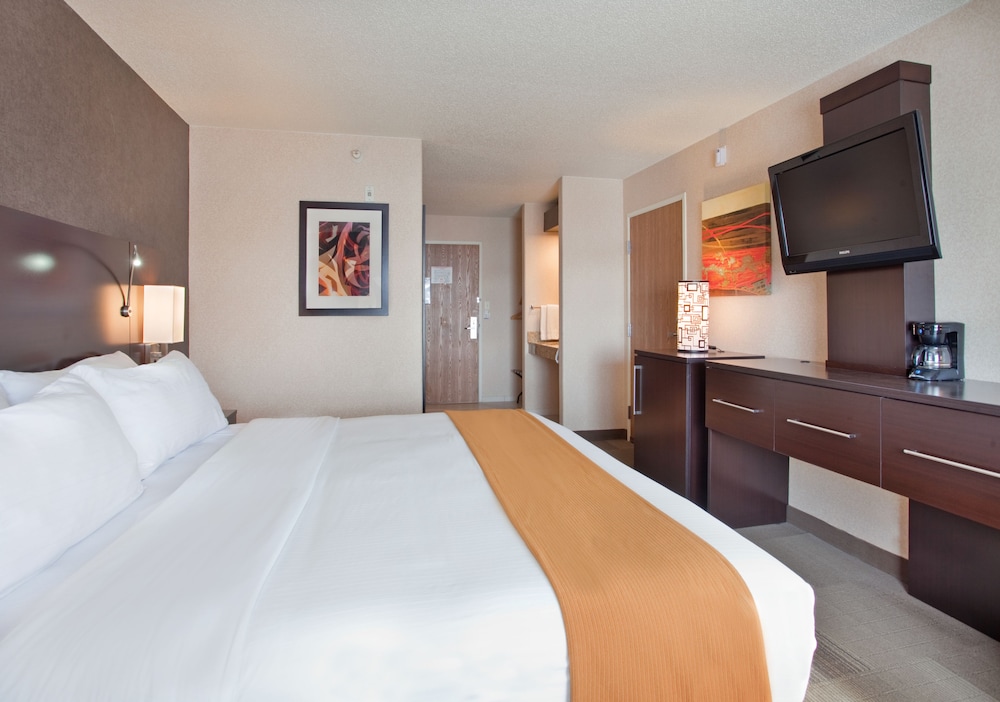 Holiday Inn Express Hotel Suites Beatrice 17/76