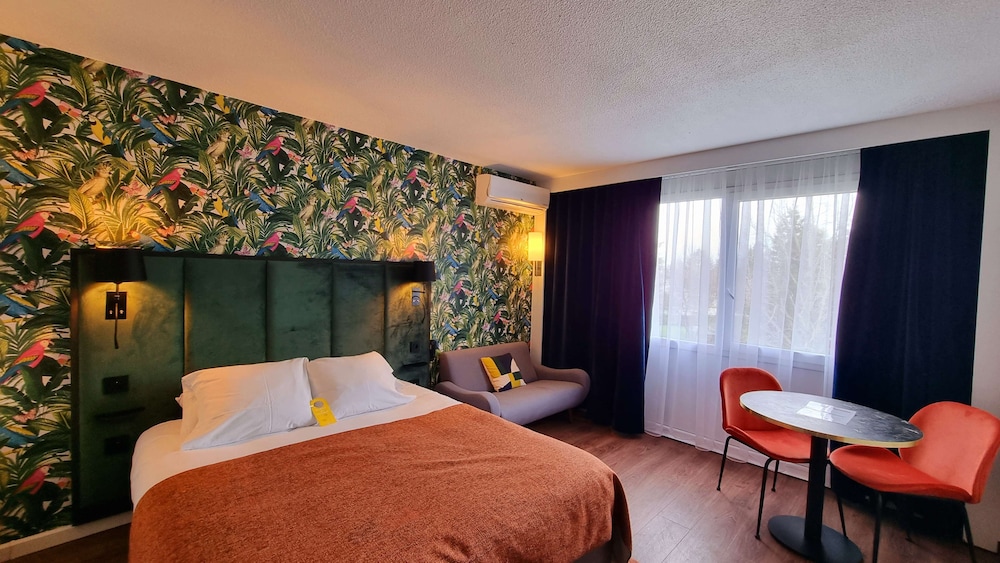 Golden Tulip Troyes 15/50