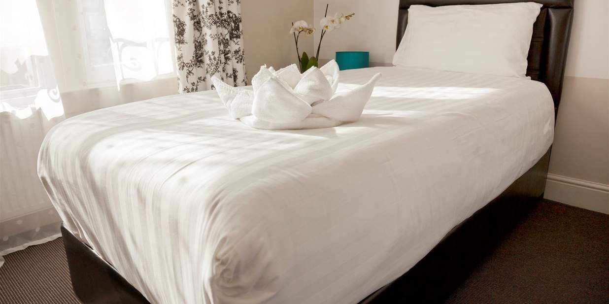 MSTAY RUSSELL COURT HOTEL 9/18